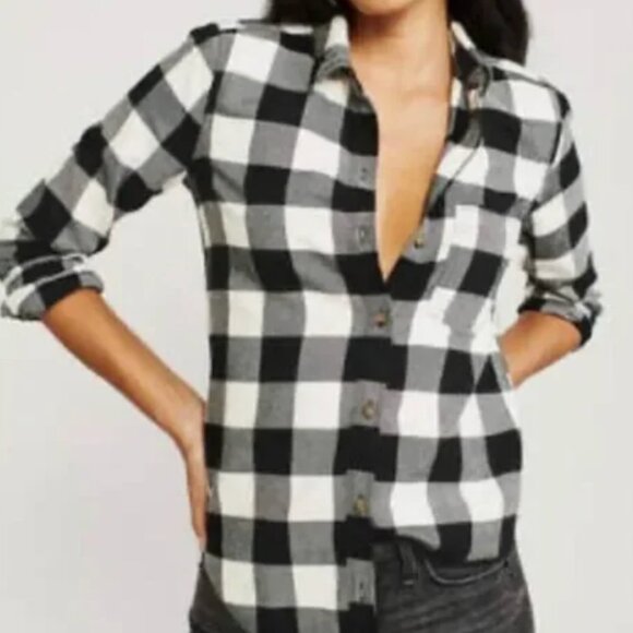 A&F black and white flannel button down - Picture 1 of 4